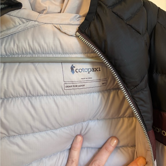Cotopaxi Black and Cream Puffer Jacket - Picture 3 of 3